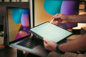 Graphic Design for Social Commerce